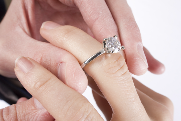 7 Things To Know When Picking An Engagement Ring Onya Magazineonya