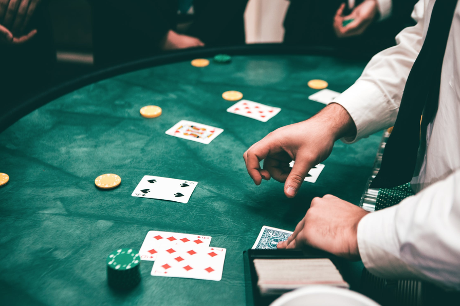 Live Casino Games: Top Features &amp; Benefits - Onya MagazineOnya Magazine