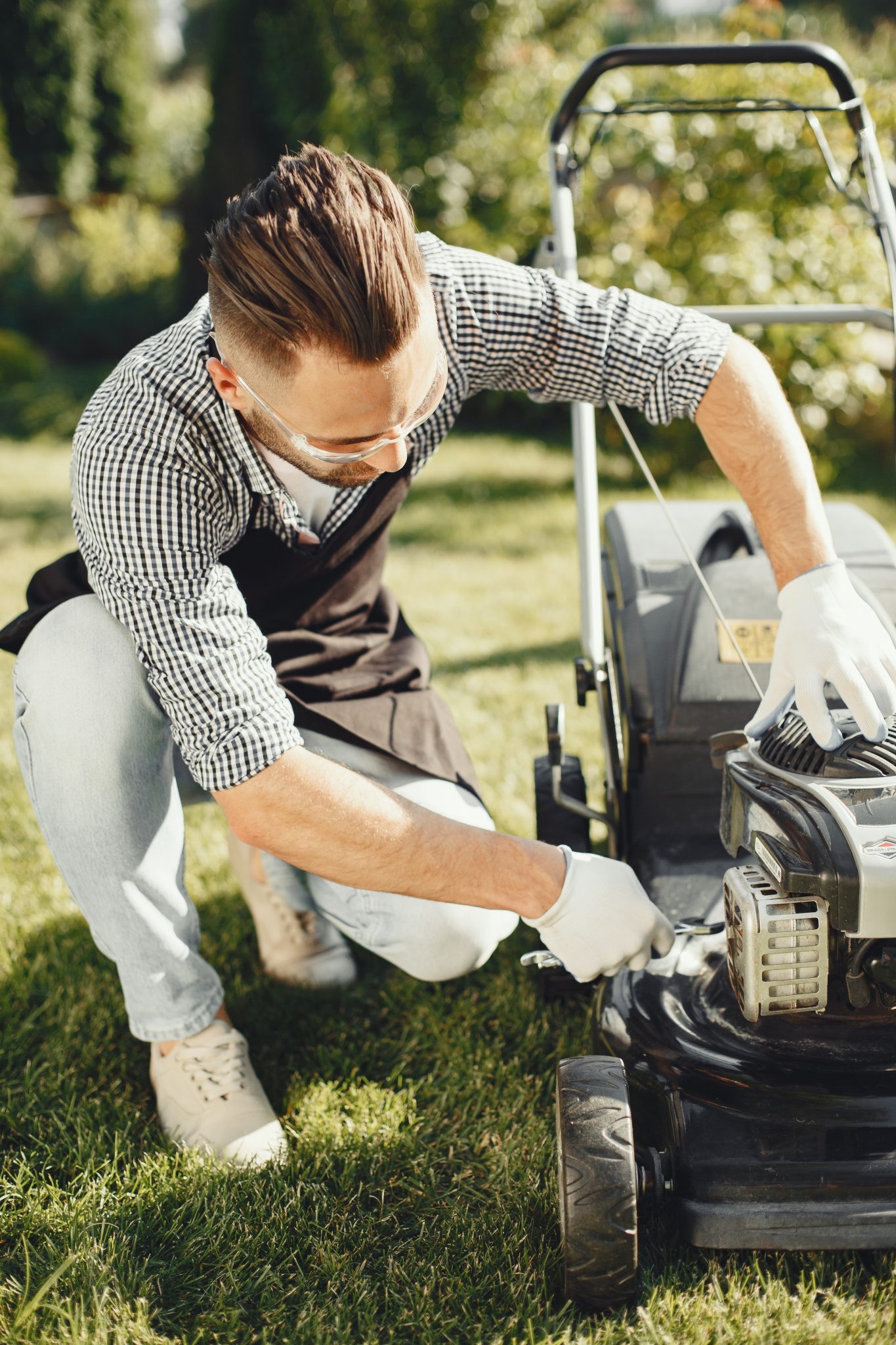 How To Safely Use And Maintain Your Yard Tools MowersandyardtoolsOnya Magazine