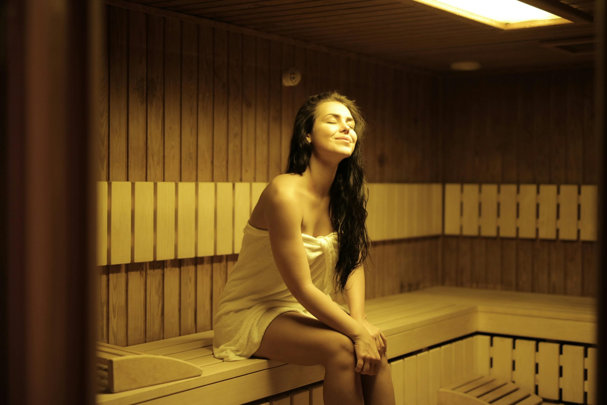 How Many Calories Can You Burn In A Sauna?Onya Magazine